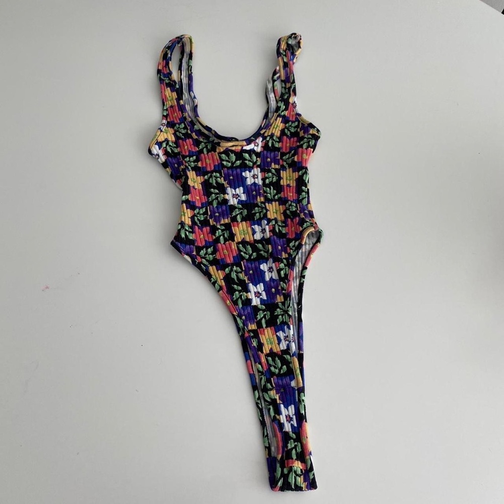 Heavy Manners Miss November bodysuit xs